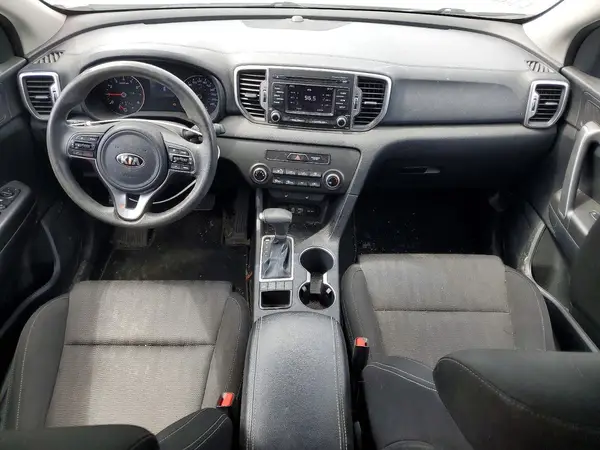 KNDPMCACXJ7387341 2018 KIA SPORTAGE - Image 8