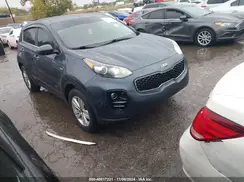 KNDPMCACXJ7402890 2018 KIA SPORTAGE