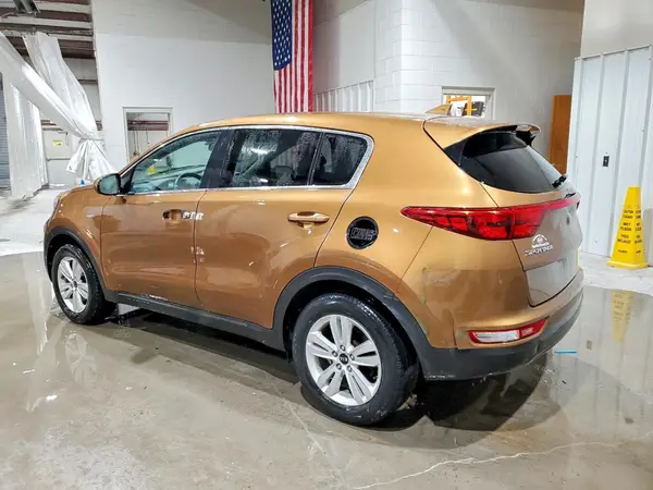 KNDPMCACXJ7404493 2018 KIA SPORTAGE - Image 2