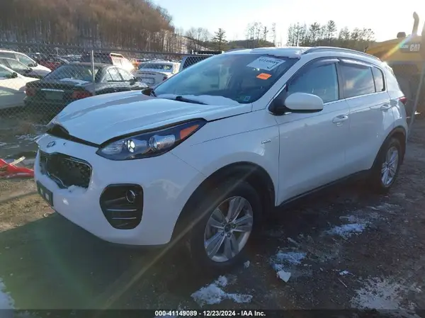 KNDPMCACXJ7407586 2018 KIA SPORTAGE - Image 2