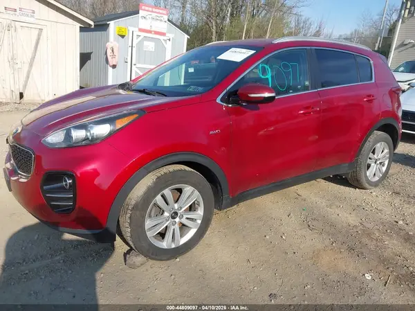 KNDPMCACXJ7419141 2018 KIA SPORTAGE - Image 2