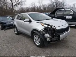 KNDPMCACXJ7423447 2018 KIA SPORTAGE