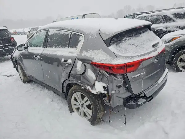 KNDPMCACXJ7427224 2018 KIA SPORTAGE - Image 2