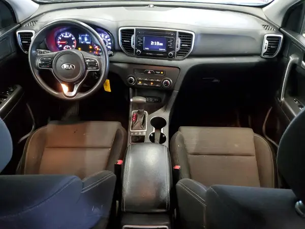 KNDPMCACXJ7430494 2018 KIA SPORTAGE - Image 8