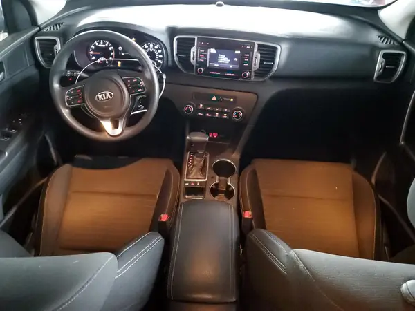 KNDPMCACXJ7453998 2018 KIA SPORTAGE - Image 8