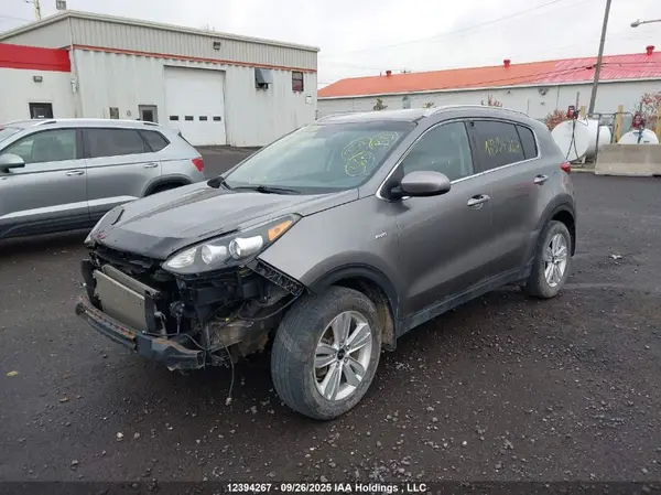 KNDPMCACXJ7468730 2018 KIA SPORTAGE - Image 2