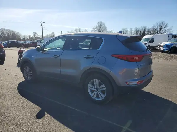 KNDPMCACXJ7473183 2018 KIA SPORTAGE - Image 2