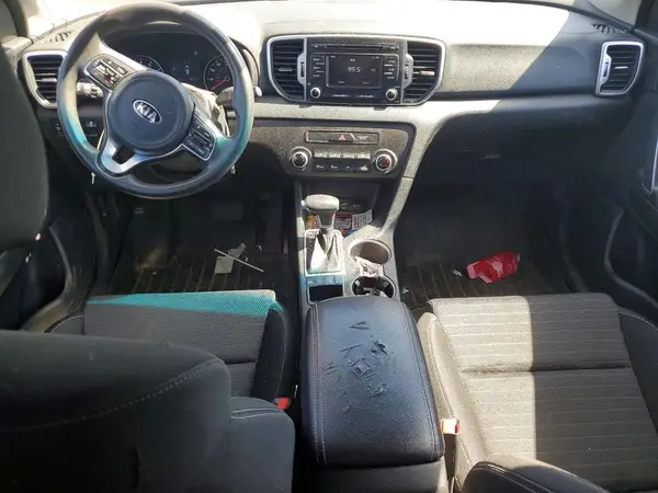 KNDPMCACXJ7473183 2018 KIA SPORTAGE - Image 8