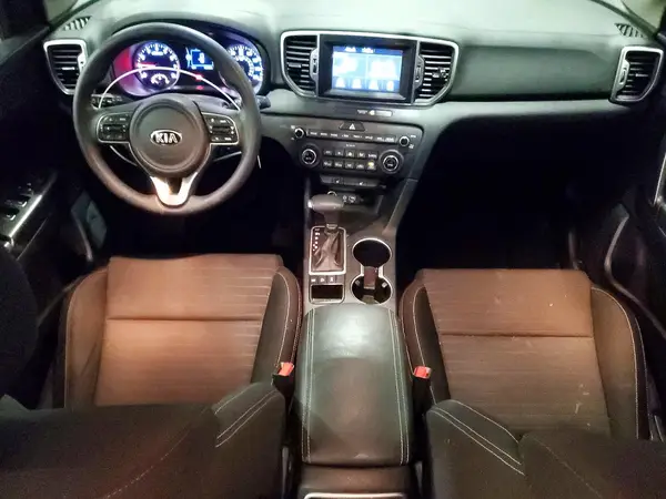 KNDPMCACXJ7473359 2018 KIA SPORTAGE - Image 8
