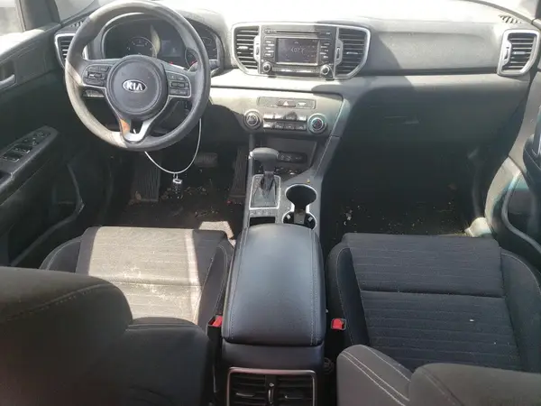 KNDPMCACXJ7488265 2018 KIA SPORTAGE - Image 8