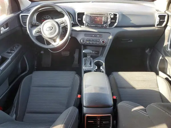 KNDPMCACXJ7489237 2018 KIA SPORTAGE - Image 8