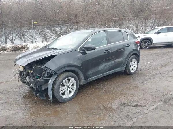 KNDPMCACXK7494634 2019 KIA SPORTAGE - Image 2