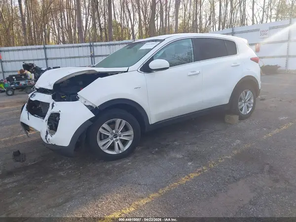 KNDPMCACXK7518737 2019 KIA SPORTAGE - Image 2