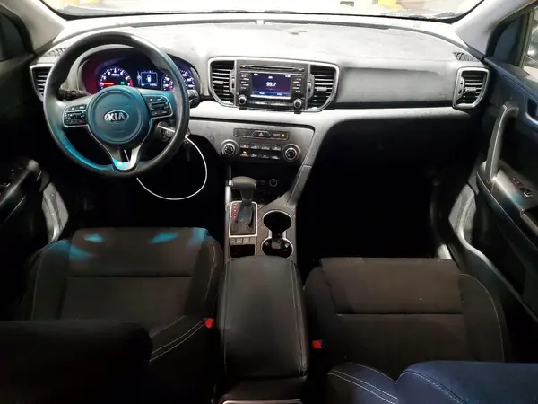 KNDPMCACXK7548157 2019 KIA SPORTAGE - Image 8