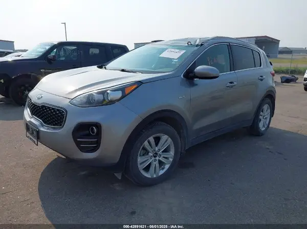 KNDPMCACXK7597942 2019 KIA SPORTAGE - Image 2