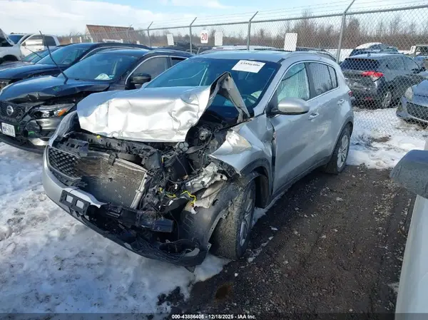 KNDPMCACXK7603187 2019 KIA SPORTAGE - Image 2