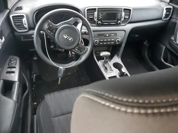 KNDPMCACXK7613945 2019 KIA SPORTAGE - Image 8