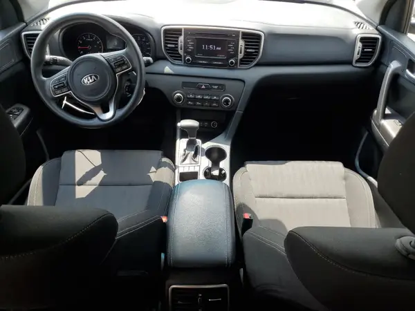 KNDPMCACXK7627635 2019 KIA SPORTAGE - Image 8