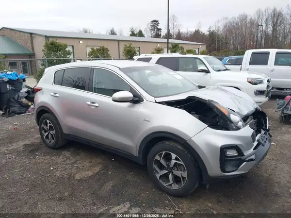 KNDPMCACXL7662810 2020 KIA SPORTAGE - Image 1