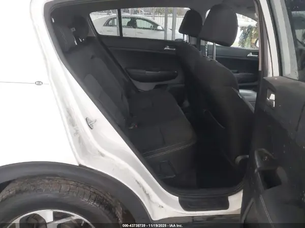 KNDPMCACXL7673645 2020 KIA SPORTAGE - Image 8