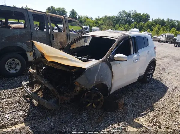 KNDPMCACXM7915285 2021 KIA SPORTAGE - Image 2