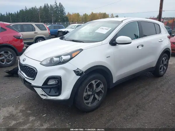 KNDPMCACXM7916484 2021 KIA SPORTAGE - Image 2