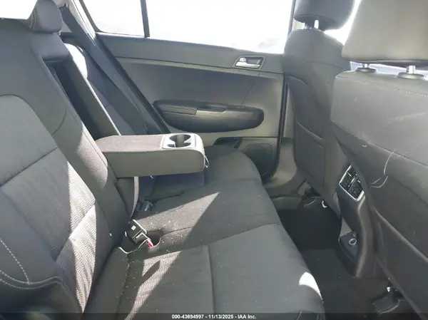 KNDPMCACXM7933883 2021 KIA SPORTAGE - Image 8