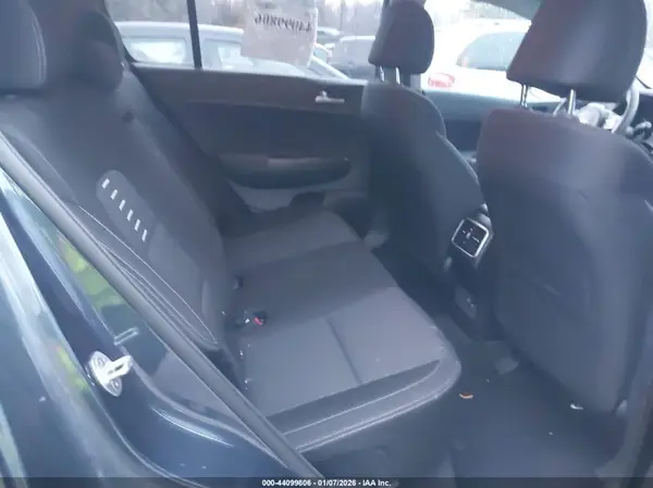 KNDPMCACXM7936413 2021 KIA SPORTAGE - Image 8