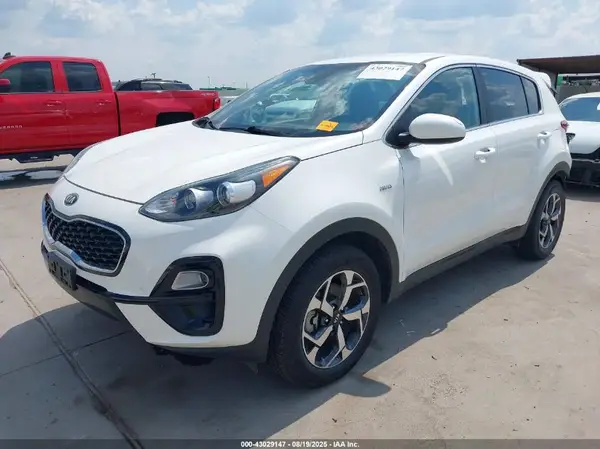 KNDPMCACXM7942180 2021 KIA SPORTAGE - Image 2