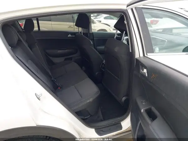 KNDPMCACXM7944074 2021 KIA SPORTAGE - Image 8