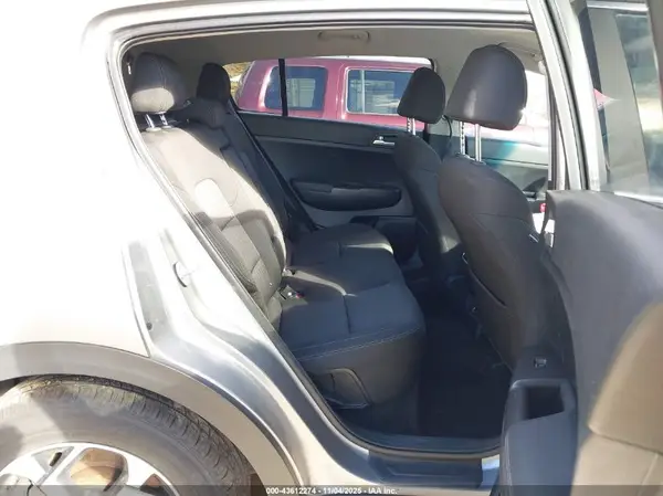 KNDPMCACXN7017934 2022 KIA SPORTAGE - Image 8