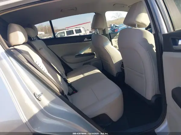 KNDPMCACXN7954055 2022 KIA SPORTAGE - Image 8