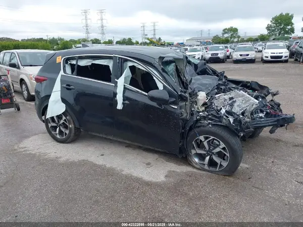 KNDPMCACXN7969560 2022 KIA SPORTAGE - Image 1