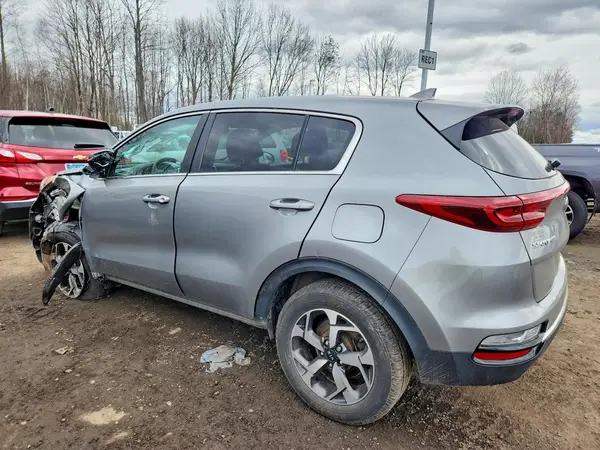 KNDPMCACXN7970742 2022 KIA SPORTAGE - Image 2