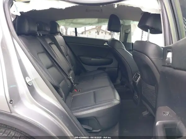 KNDPN3AC0H7054413 2017 KIA SPORTAGE - Image 8