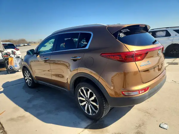KNDPN3AC0H7055058 2017 KIA SPORTAGE - Image 2