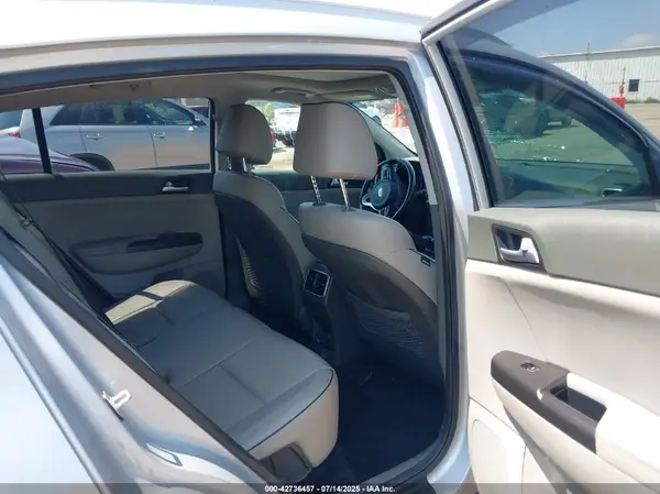 KNDPN3AC0H7282802 2017 KIA SPORTAGE - Image 8