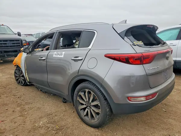 KNDPN3AC0J7319160 2018 KIA SPORTAGE - Image 2