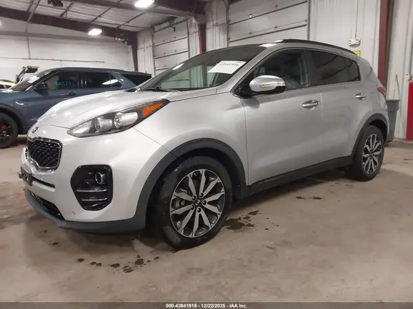 KNDPN3AC0J7358265 2018 KIA SPORTAGE - Image 2