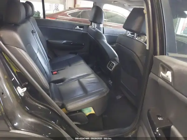 KNDPN3AC0J7361473 2018 KIA SPORTAGE - Image 8