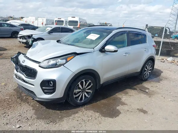 KNDPN3AC0J7396028 2018 KIA SPORTAGE - Image 2