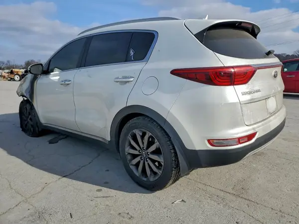 KNDPN3AC0J7478938 2018 KIA SPORTAGE - Image 2