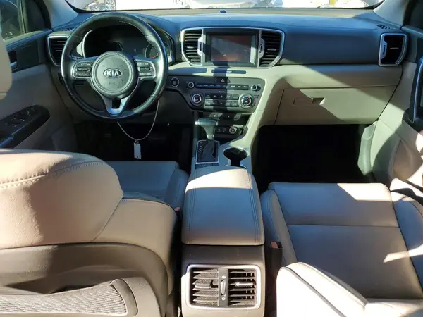 KNDPN3AC1H7294585 2017 KIA SPORTAGE - Image 8