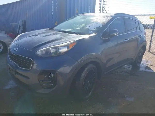 KNDPN3AC1J7330006 2018 KIA SPORTAGE - Image 2