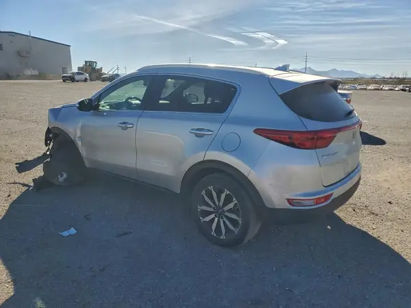 KNDPN3AC1J7332676 2018 KIA SPORTAGE - Image 2