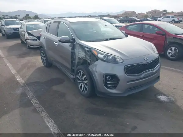 KNDPN3AC1J7353267 2018 KIA SPORTAGE - Image 1
