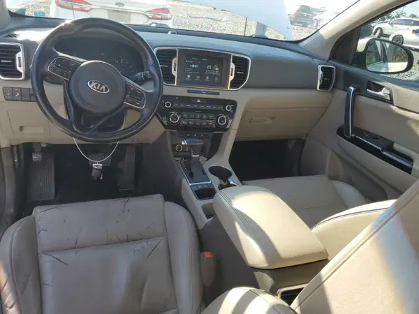 KNDPN3AC1J7400569 2018 KIA SPORTAGE - Image 8