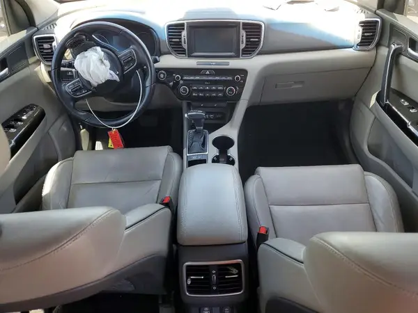 KNDPN3AC1J7401558 2018 KIA SPORTAGE - Image 8