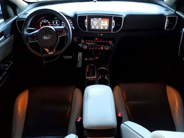 KNDPN3AC1J7479211 2018 KIA SPORTAGE - Image 8