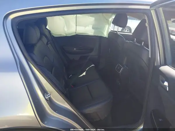 KNDPN3AC1M7890984 2021 KIA SPORTAGE - Image 8